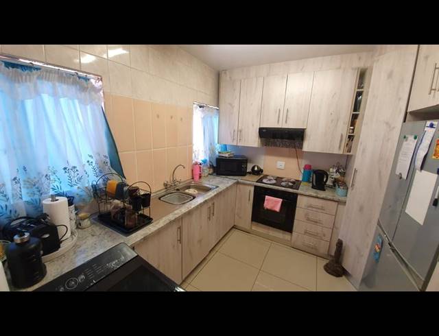 3 BEDROOM TOWNHOUSE FOR SALE IN MAGALIESKRUIN